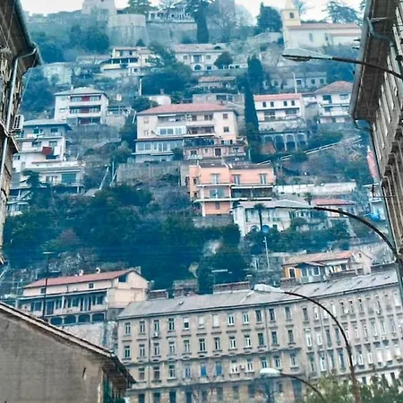 Eagle's Nest Apartment *